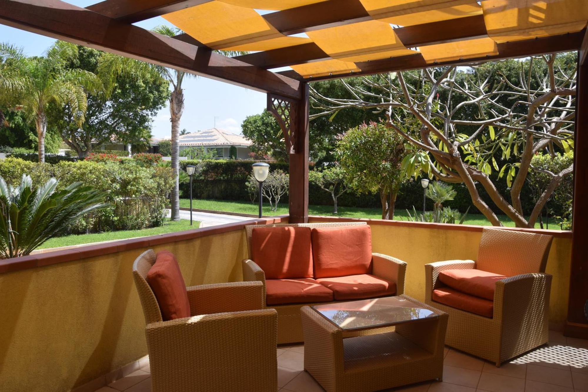 Acquamarina House Marina Di Ragusa Eksteriør bilde